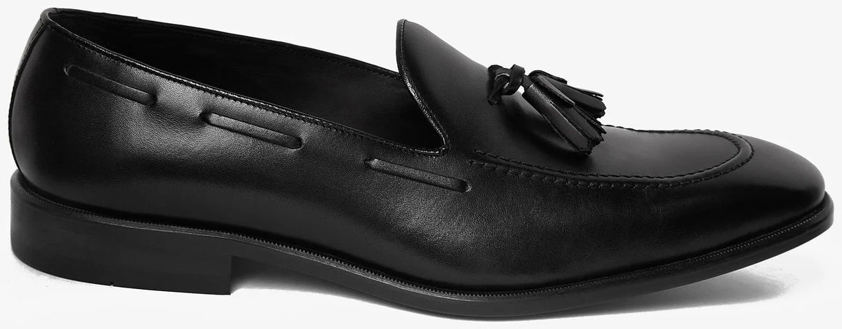 Black tassel loafer