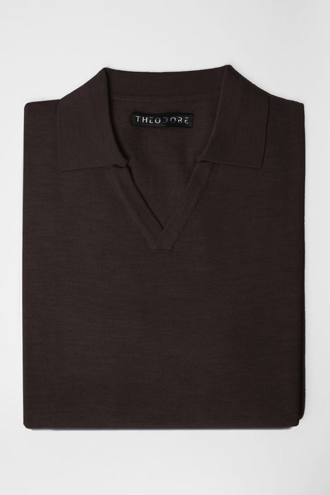 3J Whisky Shot Polo in burgundy, folded flat lay with open collar