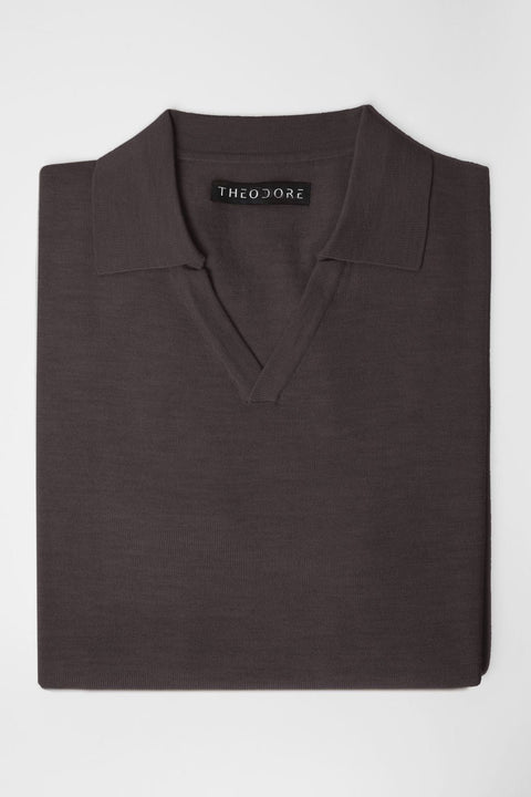 3J Whisky Shot Polo in taupe, folded flat lay with open collar