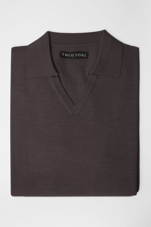 3J Whisky Shot Polo in taupe, folded flat lay with open collar