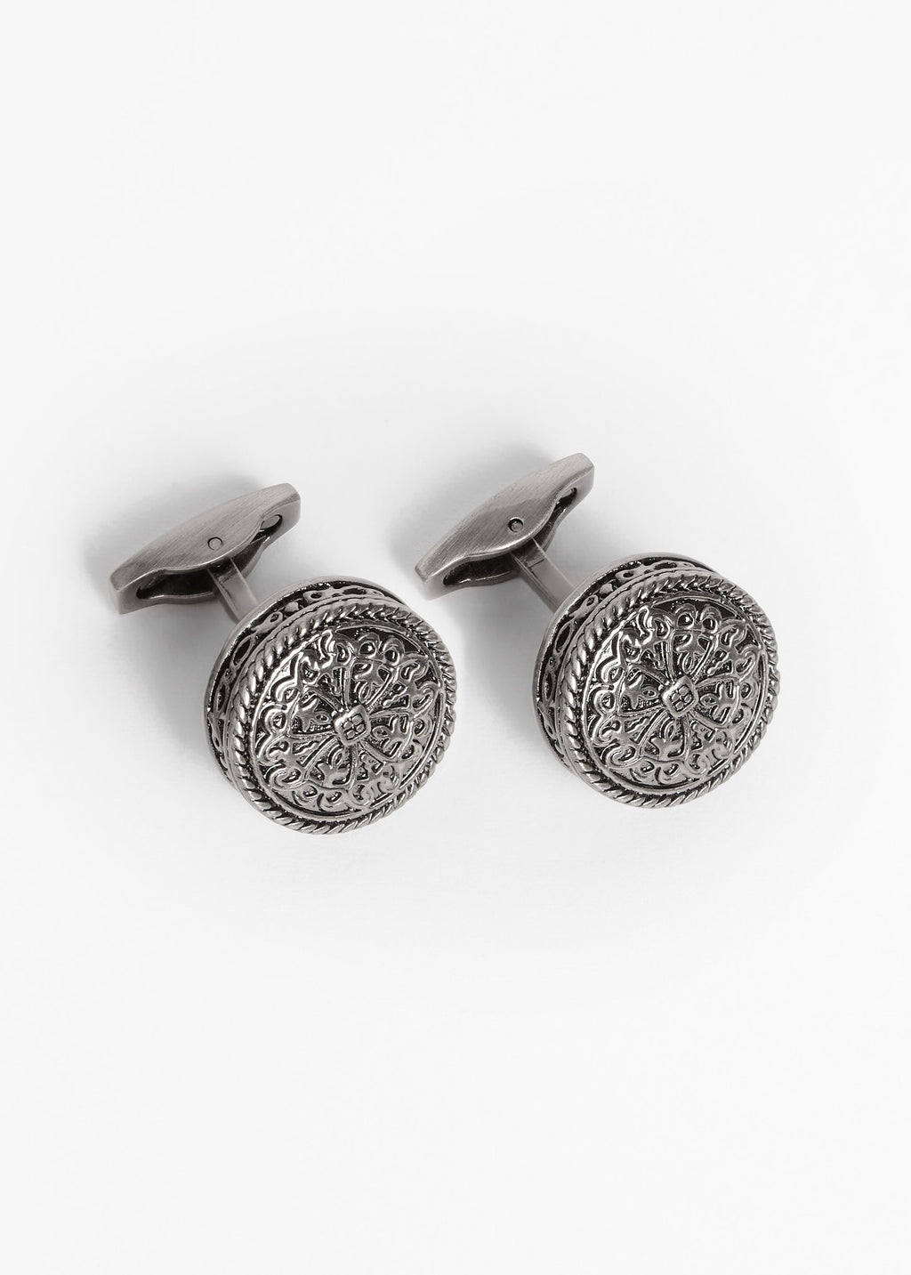 Gunmetal Token Cufflinks viewed from above, toggle bars pointing upward