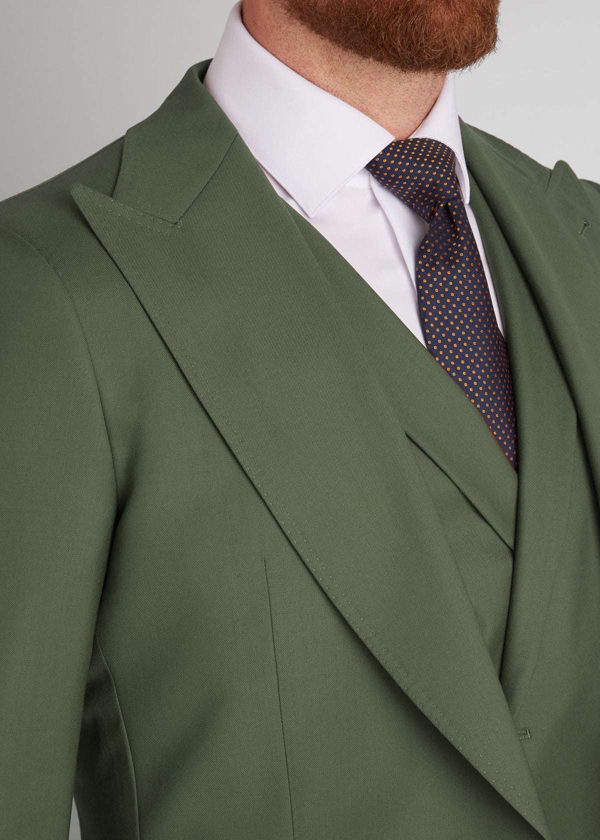 Darling Point Green Suit, close-up of the lapel worn with a patterned tie