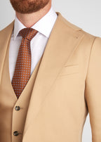 Berkeley Beige Suit, centred close-up of both lapels and the patterned tie
