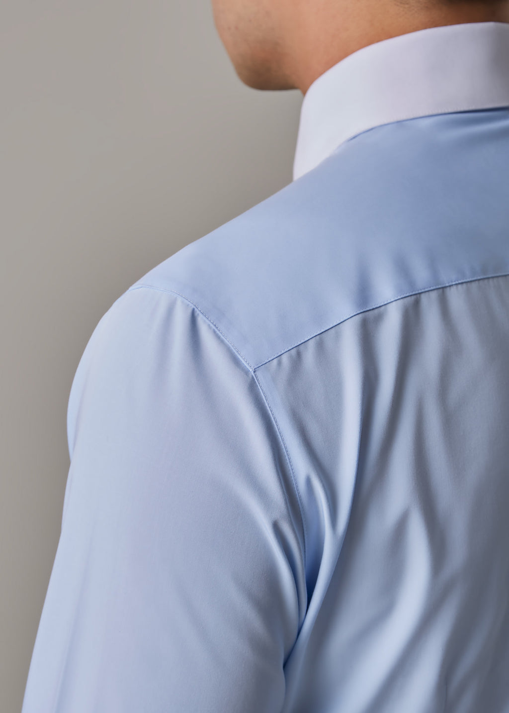 Sterling Banker's Shirt, close-up back view of the yoke and collar