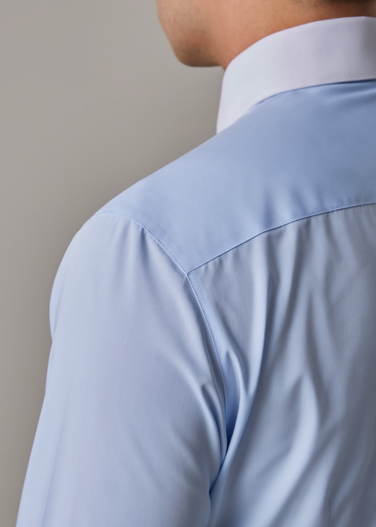 Sterling Banker's Shirt, close-up back view of the yoke and collar