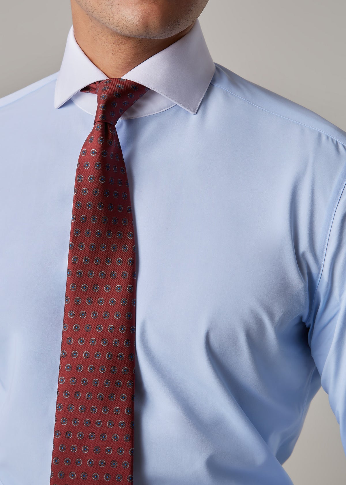 Sterling Banker's Shirt, close-up of the contrast collar and tie knot with chest visible