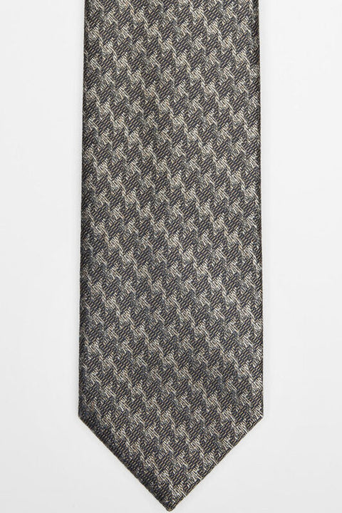 Moscow Tie Gunmetal Houndstooth in a flat lay, full length front view