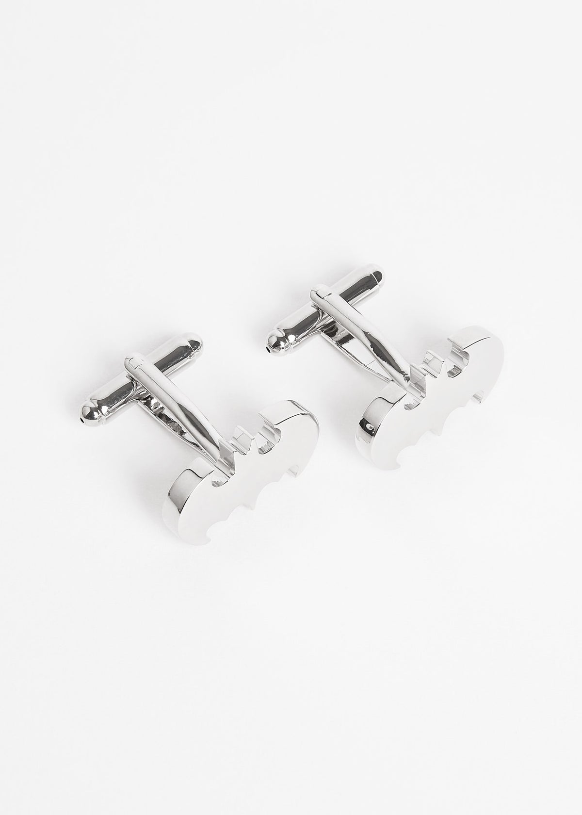 Silver Bat Cufflinks, side view showing the swivel fittings